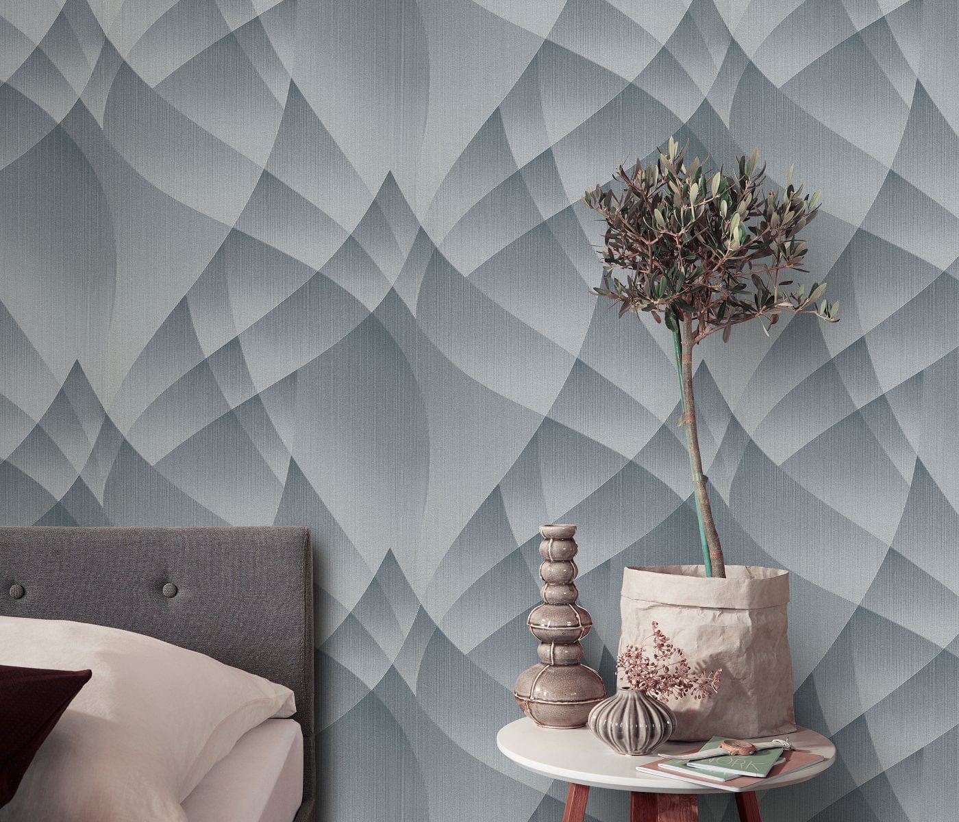 Tapetes ar elegantu ģeometrisko rakstu sudrabā un pelēkā, 1037429 Erismann