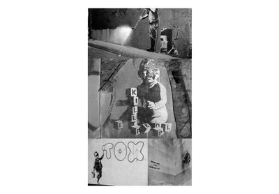 Tapetes - Banksy kolāža pelēkā krāsā, 89188 G ART