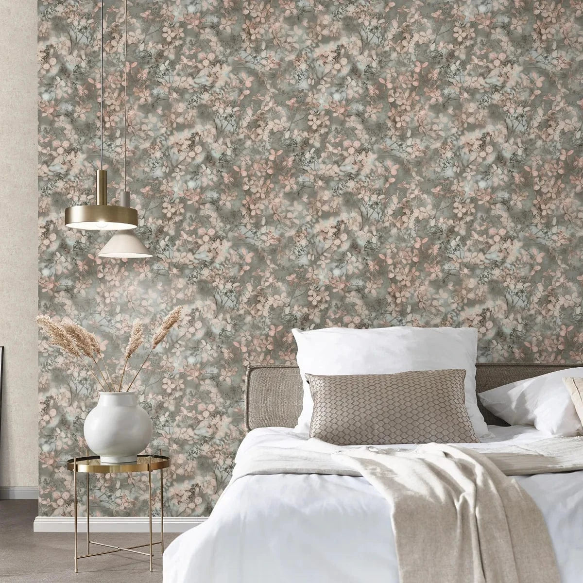 Tirkīza un krēma tapetes ar lapiņām, vintage stils – piemērs interjerā Erismann