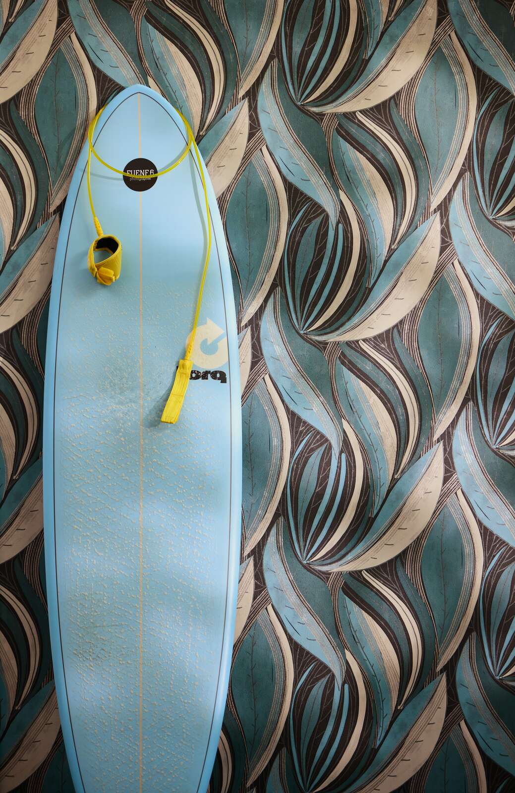 Tumšas, izteiksmīgas tapetes ar lapu motīvu - zilā, tirkīzā - 786552 AS Creation