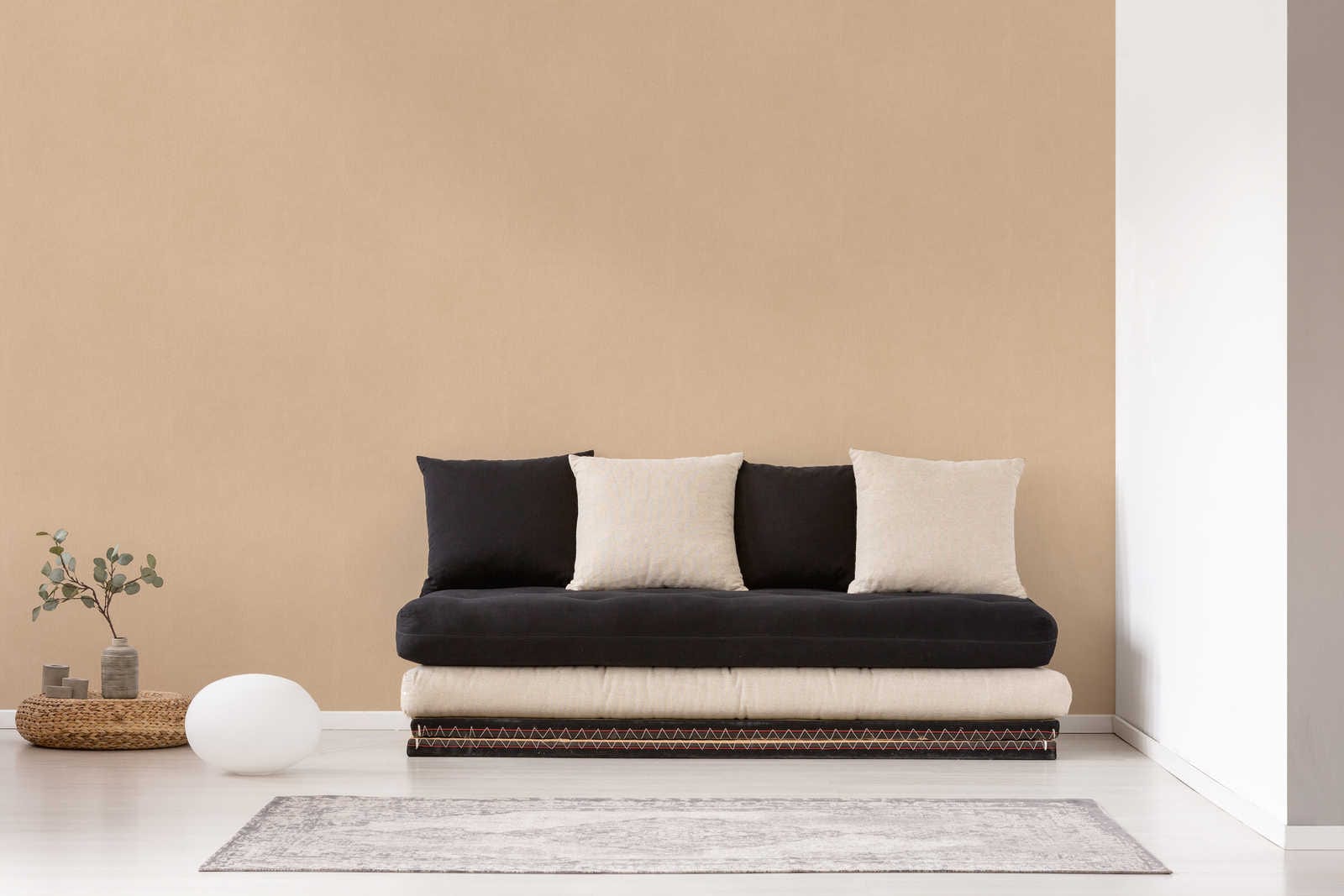 Vienkrāsainas tapetes ar gludu virsmu bēšā krāsā - 1355306 AS Creation