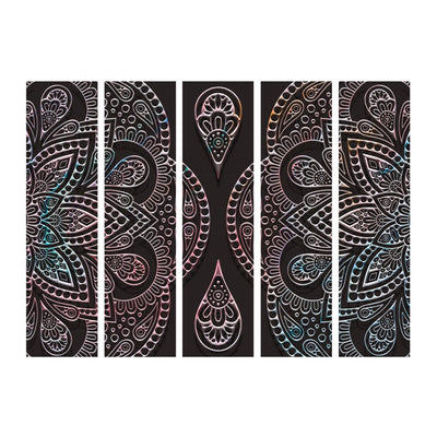 Aizslietnis ar austrumu ornamentu - Mandala: Simetrija II 225x172 cm ART