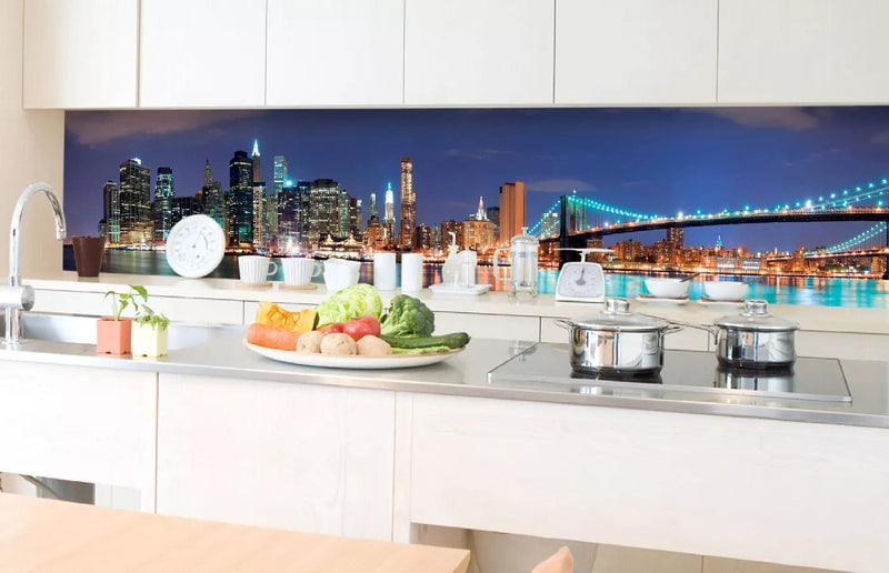Fototapetes virtuvei ar lamināciju, pašlīmējošas plēve un flizelīns - Manhetena (350x60 cm) Art4home