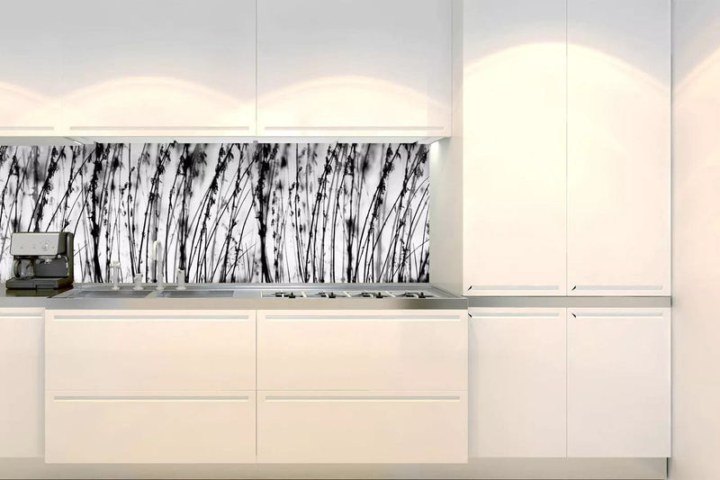 Pašlīmējošas fototapetes virtuvei - Melnbaltā zāle (180x60 cm) Art4home
