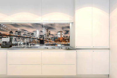 Fototapetes virtuvei ar lamināciju, pašlīmējošas plēve un flizelīns - Nakts Manhetena (180x60 cm) Art4home