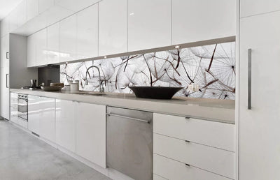 Fototapetes virtuvei ar lamināciju, pašlīmējošas plēve un flizelīns - Pienenes un vējš (350x60 cm) Art4home