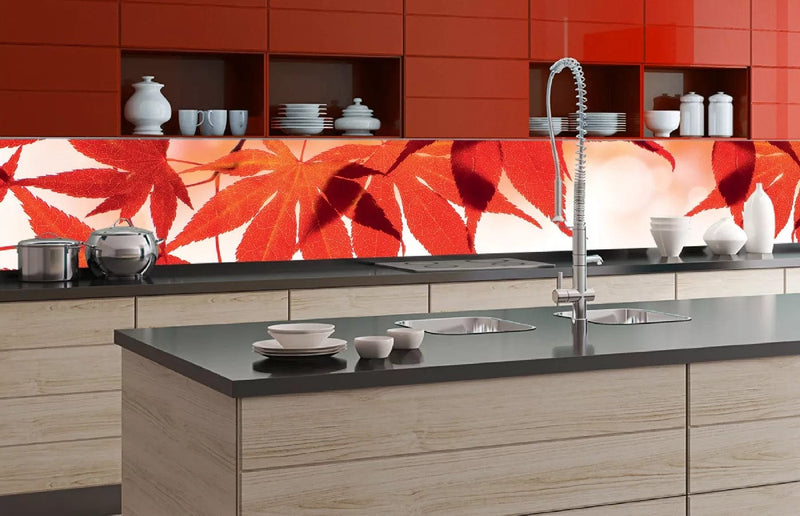 Fototapetes virtuvei ar lamināciju, pašlīmējošas plēve un flizelīns - Sarkanās lapas (350x60 cm) Art4home