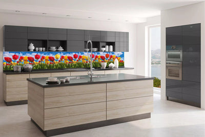 Fototapetes virtuvei ar lamināciju, pašlīmējošas plēve un flizelīns - Tulpju lauks (350x60 cm) Art4home