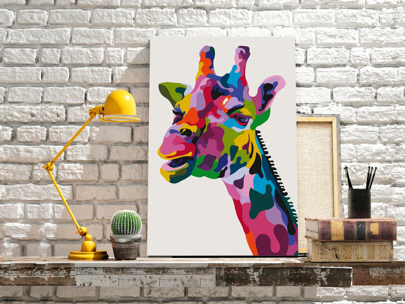 Kanva uz audekla "izkrāso pēc cipariem" - Colourful Giraffe 40x60 cm Artgeist