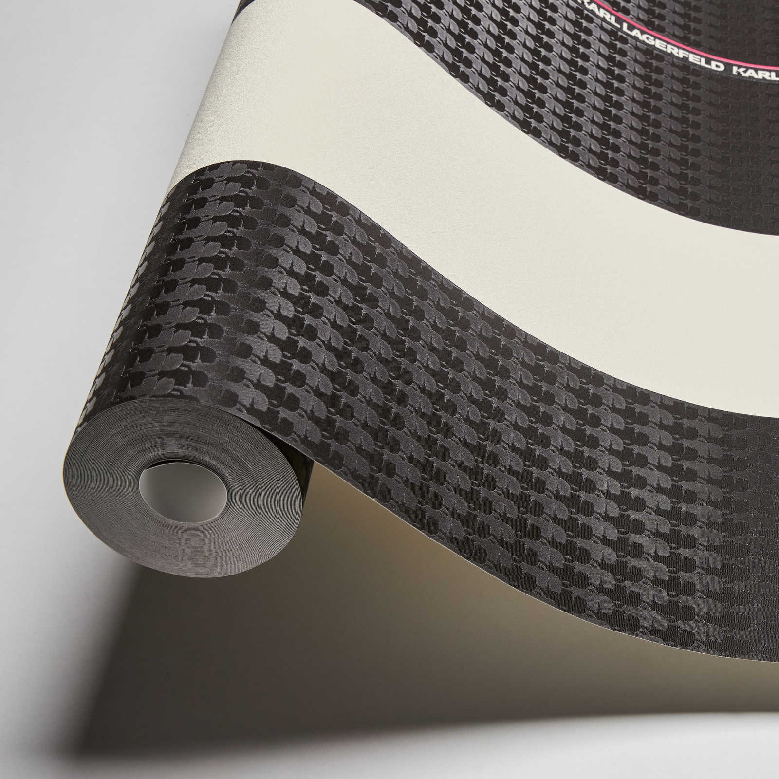 Strīpainas dizaina tapetes Karl LAGERFELD, melnbaltas - 1343162 AS Creation