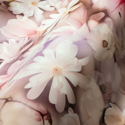 Tapetes ar ziedu kolāžas dizainu rozā un baltā krāsā, 1364226 AS Creation
