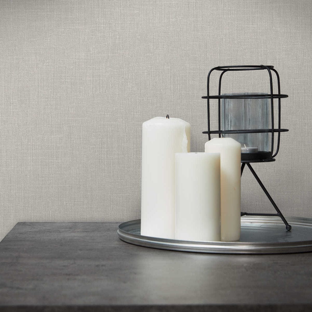 Tapetes ar tekstilmateriāla struktūru - gaiši pelēkas AS 369226 AS Creation