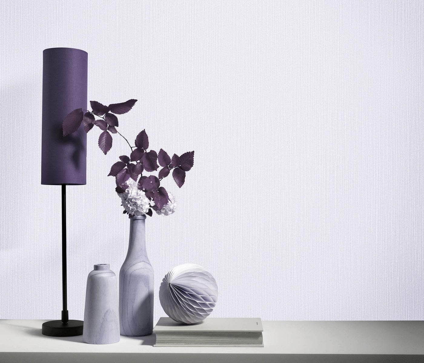 Vienkrāsainas tapetes pelēkos toņos ar spīdīgu virsmu -3702453 Erismann